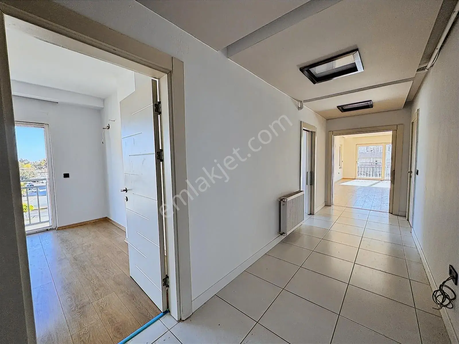 Meydankavağı'nda Sitede 3+1 Geniş Masrafsız Kiralık Boş Daire — görsel 25