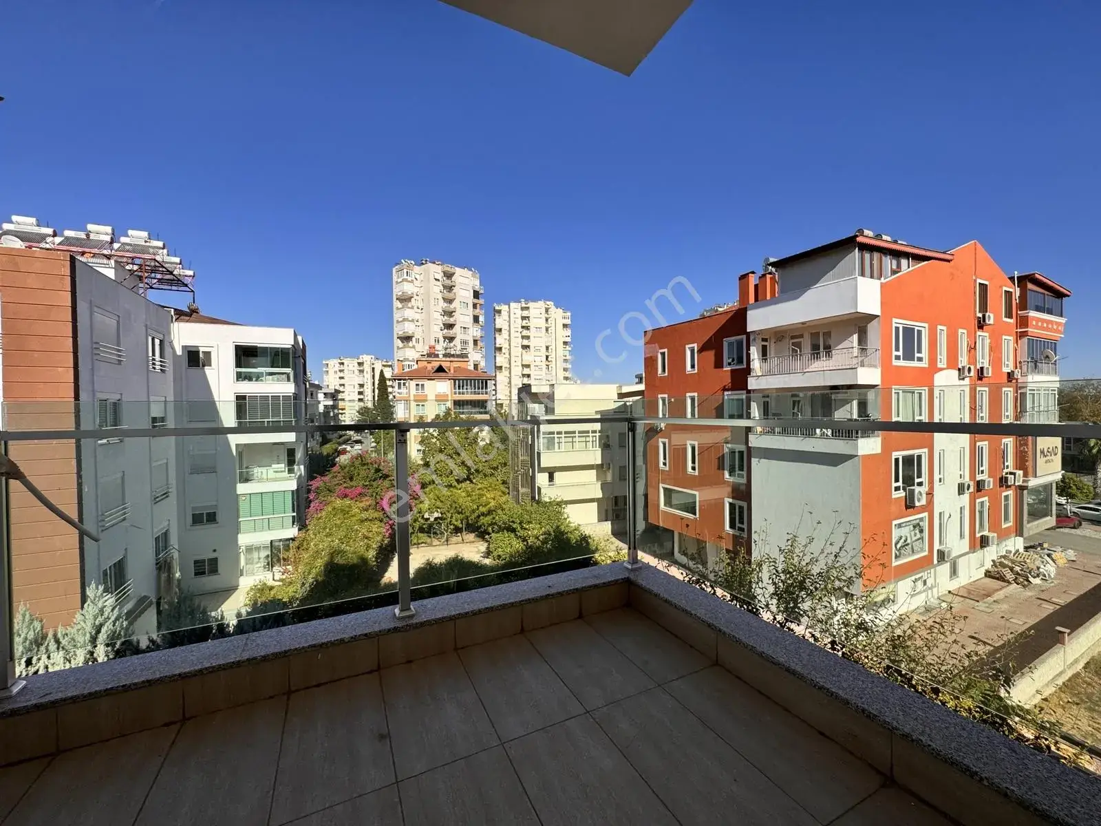 Meydankavağı'nda Sitede 3+1 Geniş Masrafsız Kiralık Boş Daire — görsel 29