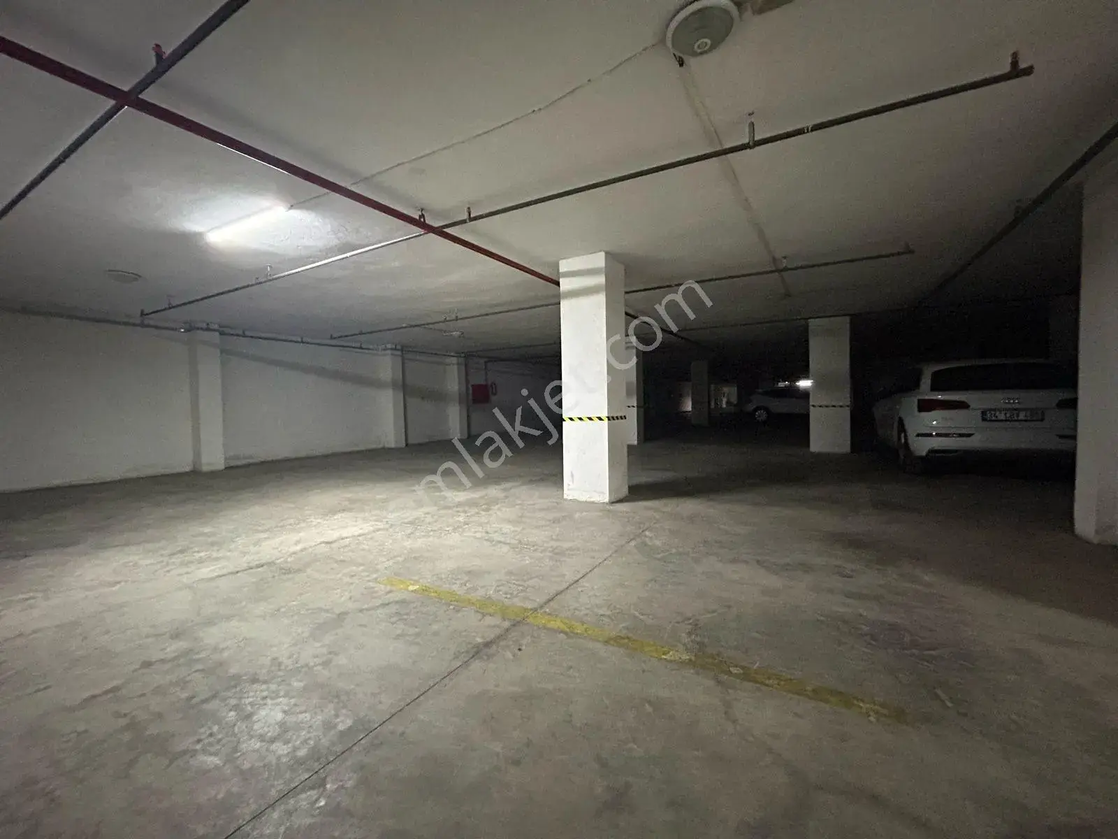 Meydankavağı'nda Sitede 3+1 Geniş Masrafsız Kiralık Boş Daire — görsel 33