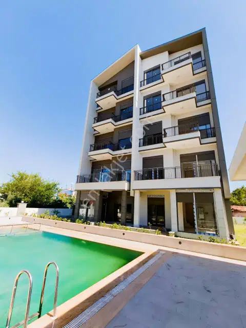 Novaport Altıntaş'ta, İskanlı, Sıfır Havuz Manzaralı Kiralık 1+1