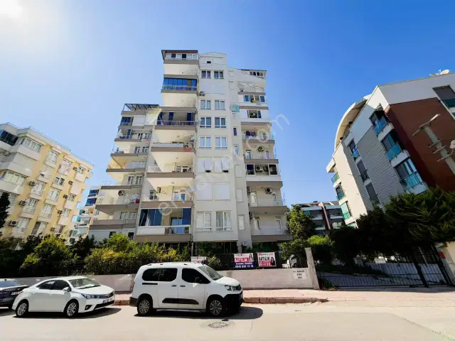Çağlayanda Merkezi Konumda Site İçi Arakat 3+1 Kiralık Daire