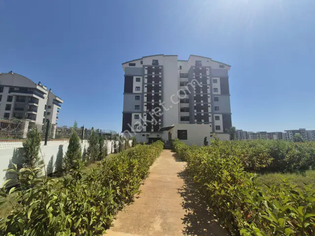İskanlı Lüks Kompleks Sitede 2+1