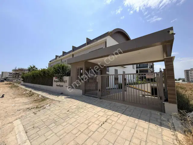 Antalya Altıntaşta, Havalimanına Yakın, Geniş Köşe 1+1 Daire