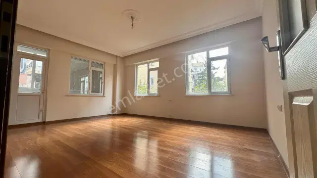 Yenıgün Mh. Merkezi Konumda Kiralık 3+1 Daire