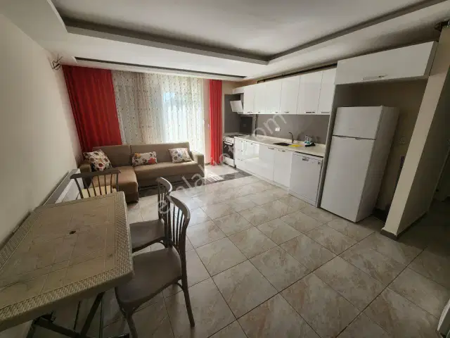 Turizm Yolu Yakını Yüksek Giriş Eşyalı Geniş 2+1 Kiralık