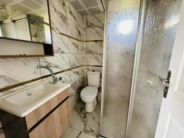 Belekte Havuzlu Sitede Modern Tadilatlı Lüks 4+1 Villa — görsel 3