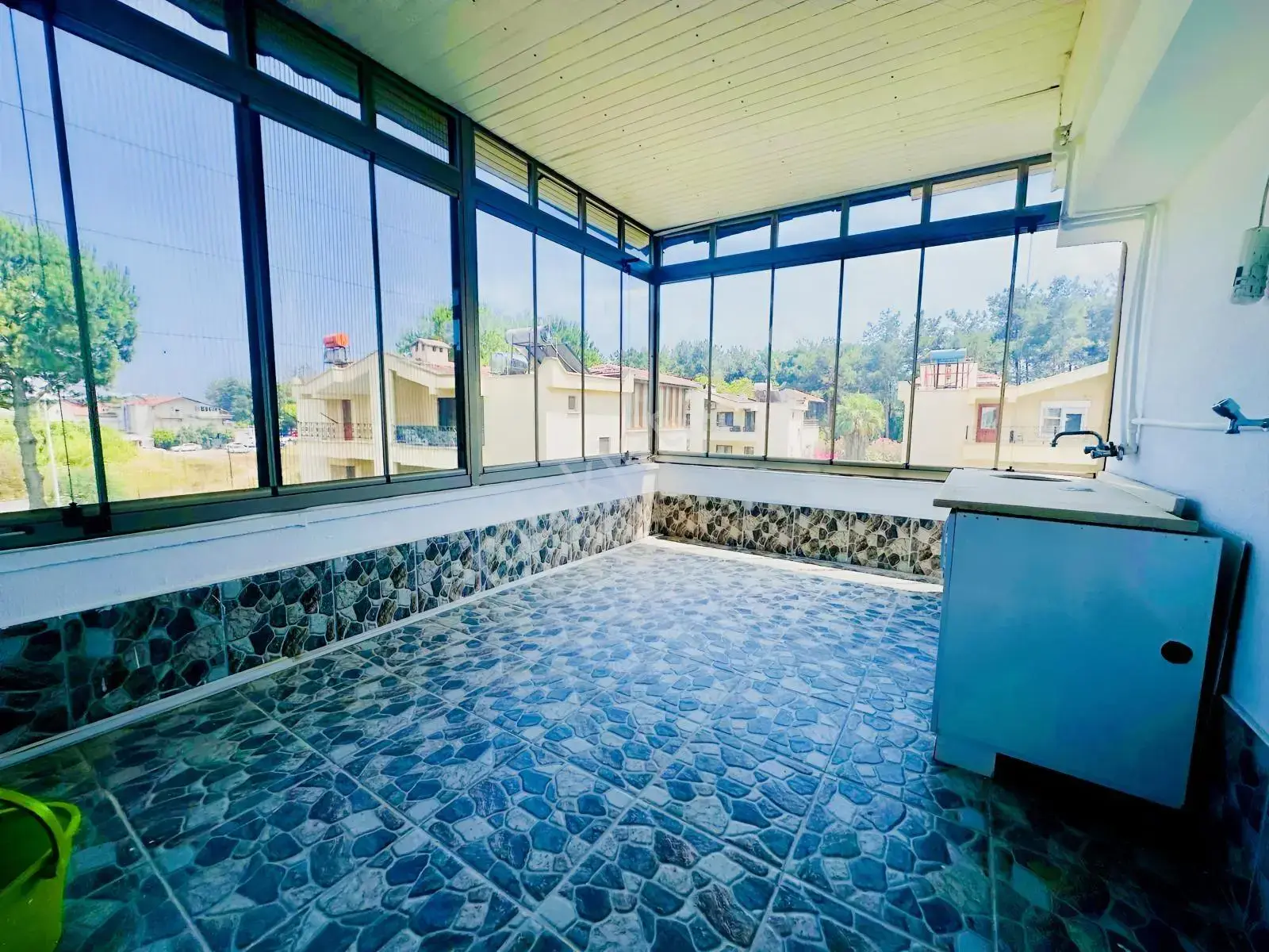 Belekte Havuzlu Sitede Modern Tadilatlı Lüks 4+1 Villa — görsel 17