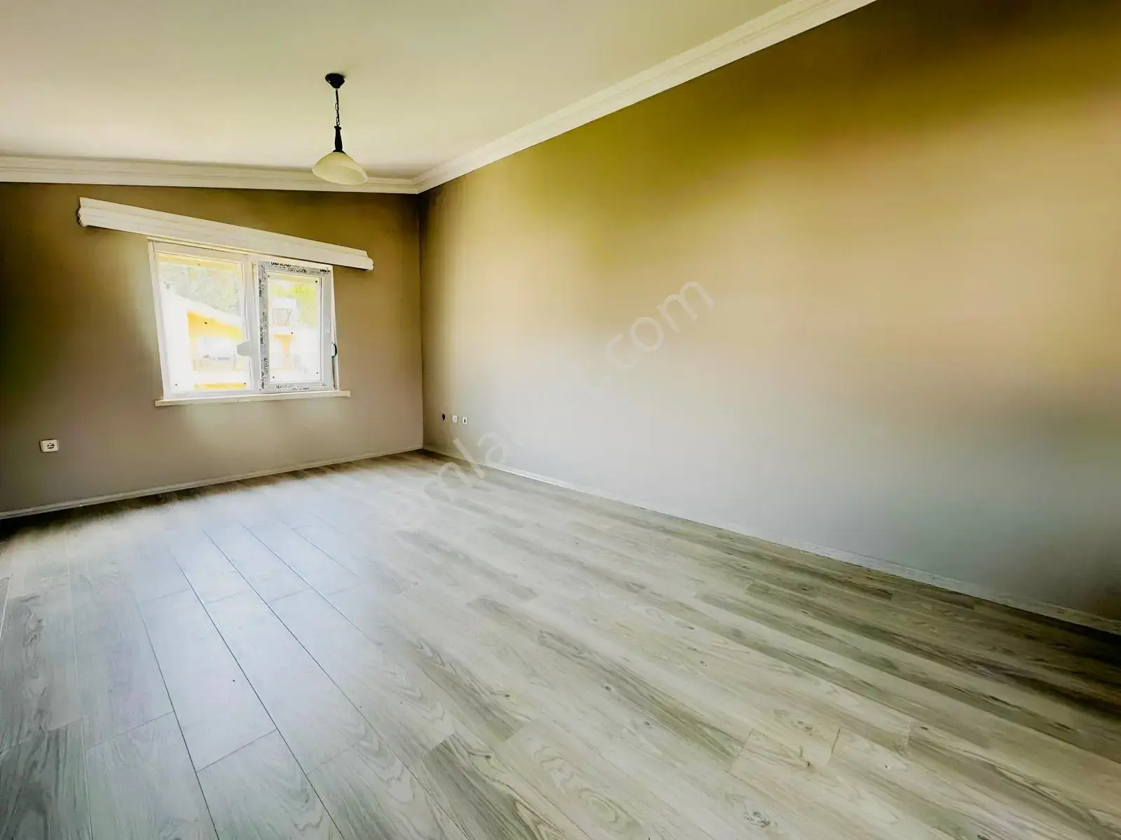 Belekte Havuzlu Sitede Modern Tadilatlı Lüks 4+1 Villa — görsel 19