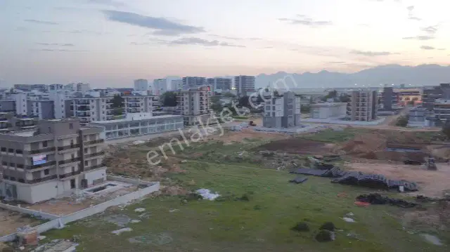 Altıntaşta 30 Metrelik Yola Cephe, Ticari + Konut İmarlı Arsa