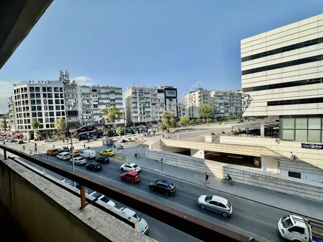 Cebesoy Doğu Garajı Cad Üzeri 3+1 Kıymetli Lokasyonda Satılık