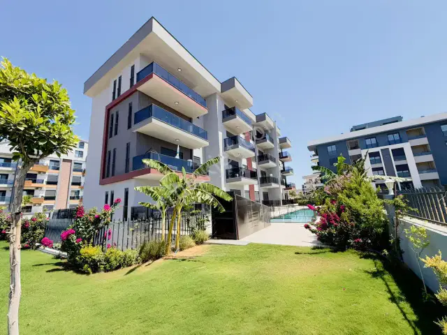 Full Özellıklı Sıtede Sıfır Eşyalı Satılık 1 +1 Daıre