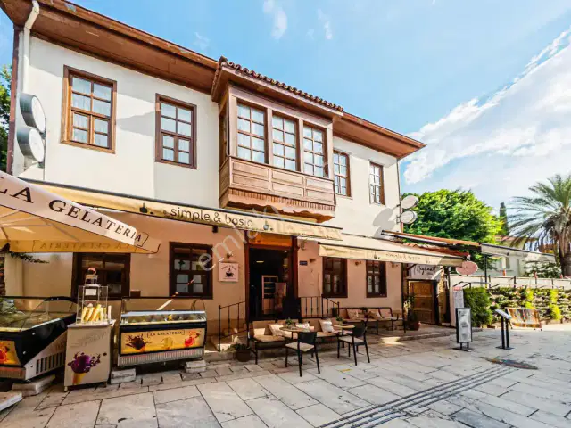 Kaleiçinde Kurumsal İşletmecilere Özel Restaurant/cafe/hotel
