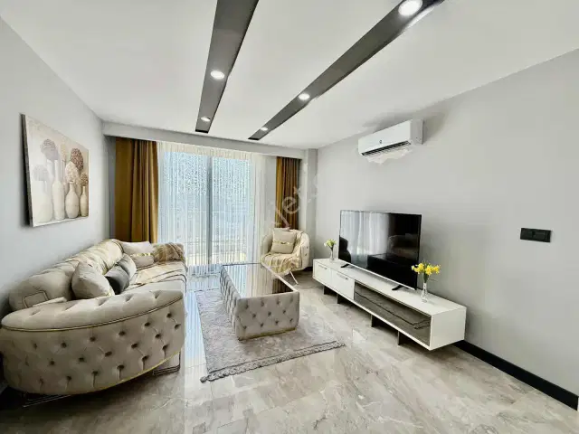Altıntaş'ta Özellikli Sitede Eşyalı Kiralık 1+1 Daire — görsel 1