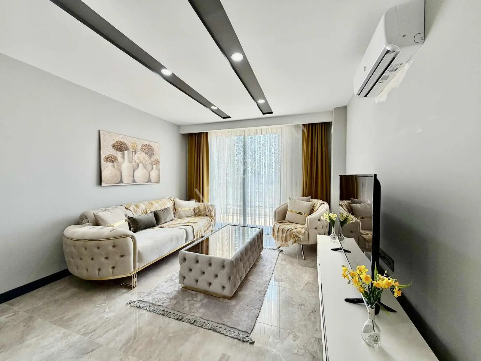 Altıntaş'ta Özellikli Sitede Eşyalı Kiralık 1+1 Daire — görsel 2