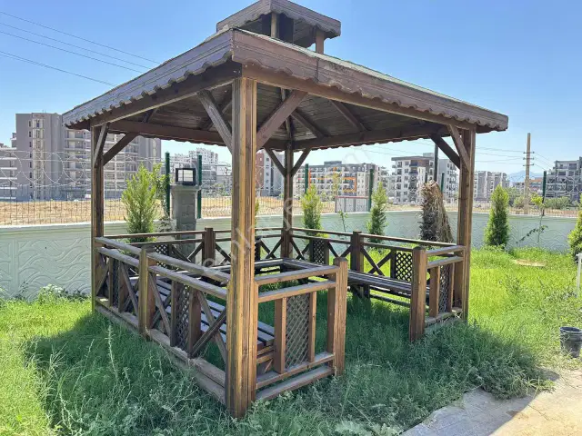 Altıntaş'ta Özellikli Sitede Eşyalı Kiralık 1+1 Daire — görsel 4