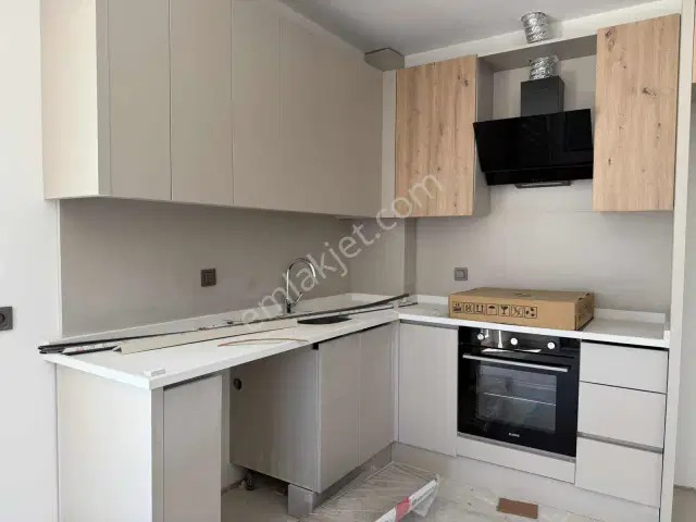 Altıntaşta 1+1 Home Offıce | 80 M² Özel Teras | Cadde Üzeri — görsel 9