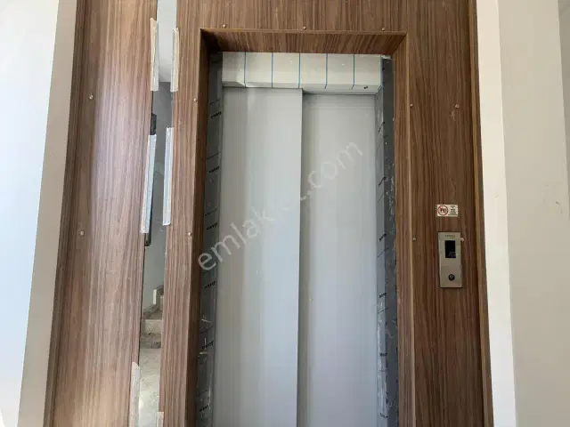 Altıntaşta 1+1 Home Offıce | 80 M² Özel Teras | Cadde Üzeri — görsel 20