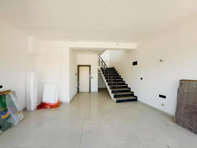 Sağlık Ocağı Karşısı Giriş+ Asmakat Kiralık Dükkan Stopaj Yok — görsel 5
