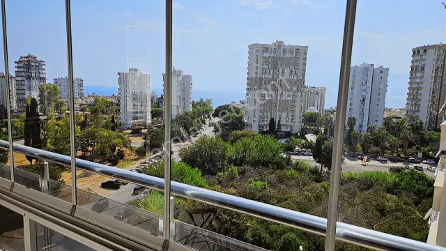 Merkezi Konumda Eşyalı Deniz Manzaralı Site İçinde 4+1 — görsel 1
