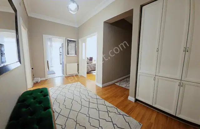 Merkezi Konumda Eşyalı Deniz Manzaralı Site İçinde 4+1 — görsel 19
