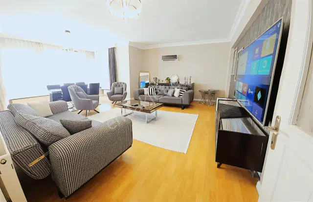 Merkezi Konumda Eşyalı Deniz Manzaralı Site İçinde 4+1 — görsel 22