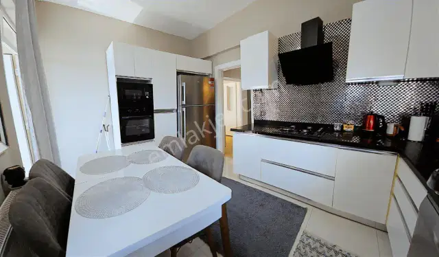 Merkezi Konumda Eşyalı Deniz Manzaralı Site İçinde 4+1 — görsel 25