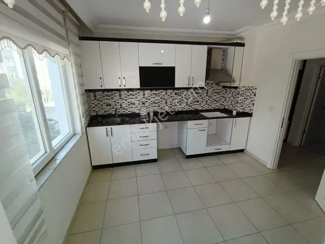 Kızıltoprak Mh/2+1 Geniş Kullanım 1.kat Kiralık Daire. — görsel 3