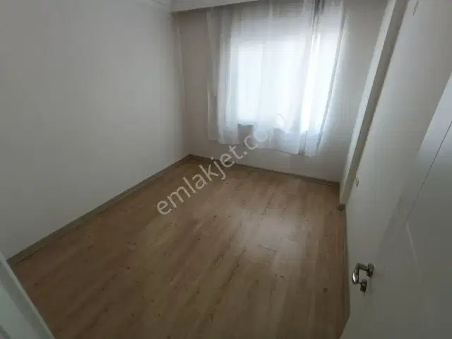 Kızıltoprak Mh/2+1 Geniş Kullanım 1.kat Kiralık Daire. — görsel 12