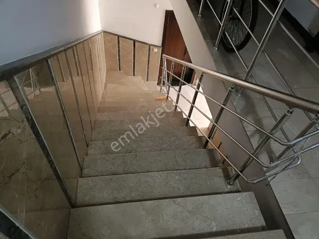 Kızıltoprak Mh/2+1 Geniş Kullanım 1.kat Kiralık Daire. — görsel 20