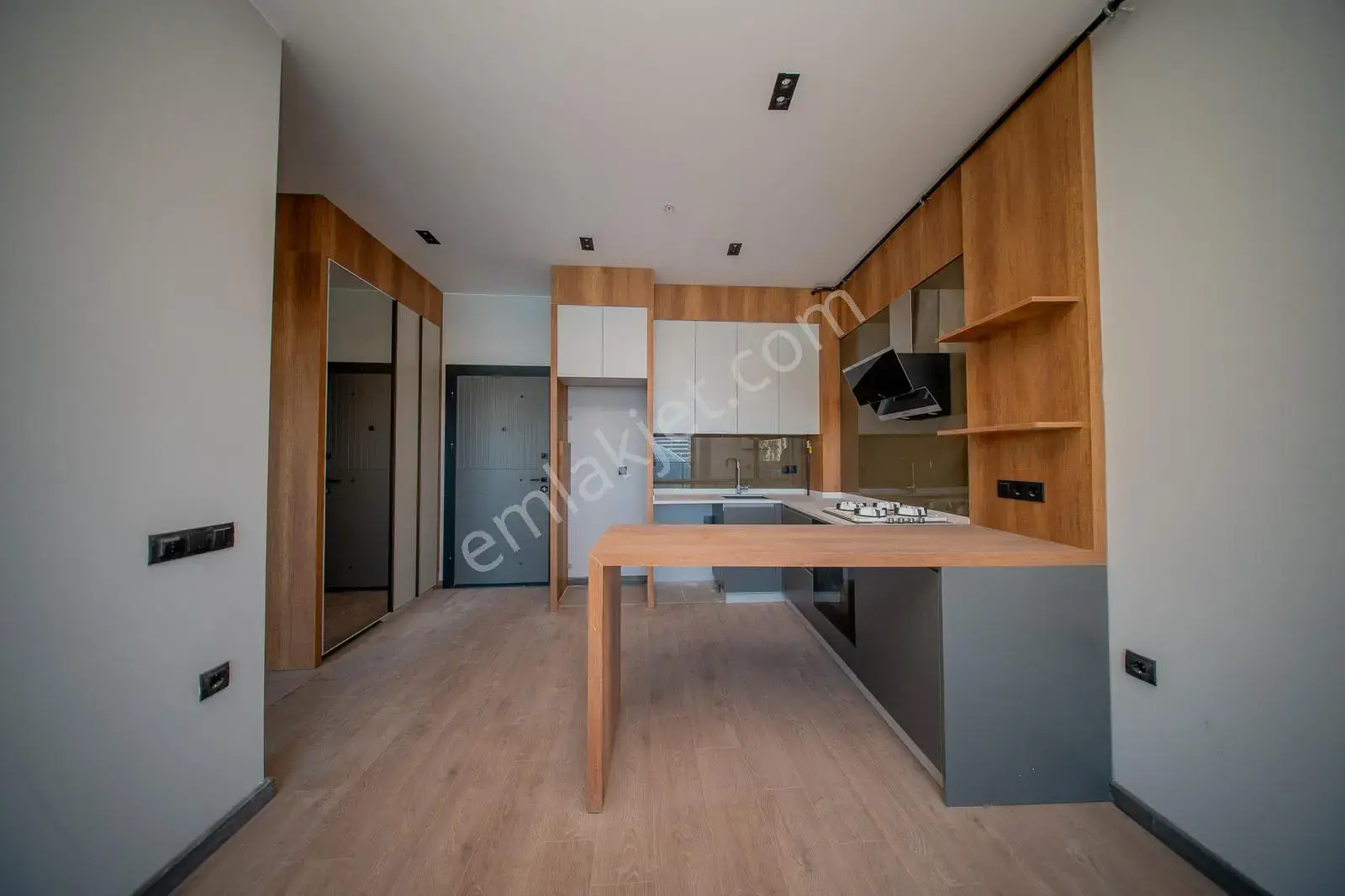 Altıntaş Beyond All'da 1+1 Ara Kat Havuz Cephe Kiralık Daire — görsel 9