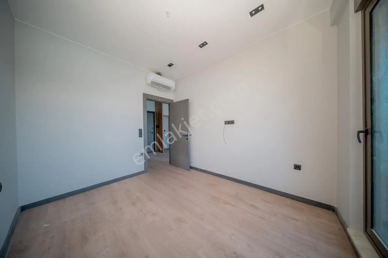 Altıntaş Beyond All'da 1+1 Ara Kat Havuz Cephe Kiralık Daire — görsel 11