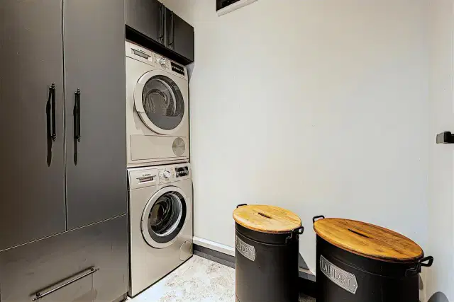 Çağlayan Antmare Deniz Manzaralı 3+1 Mimari Yapım Eşyalı Kiralık — görsel 30