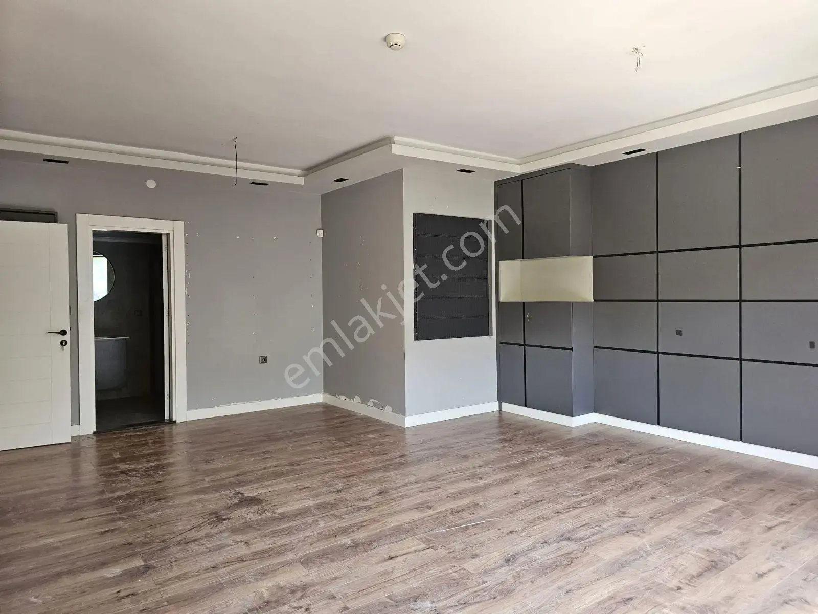 Muratpaşa Belediye Karşısı Astur Sitesinde İçi Full Yapılı 3+1 — görsel 25