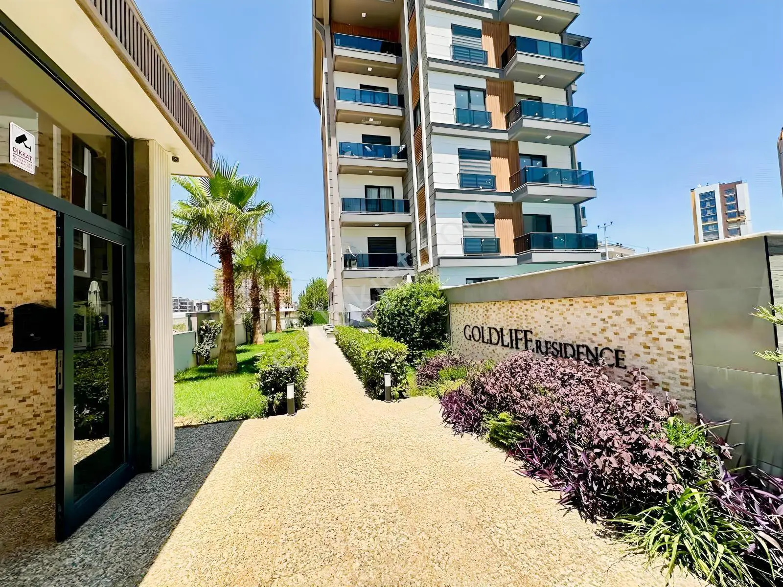 Aksu Altıntaşta İskanlı Havuzlu 1+1 Kiralık Daire — görsel 1