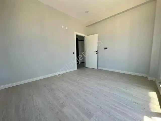 Aksu Altıntaşta İskanlı Havuzlu 1+1 Kiralık Daire — görsel 17