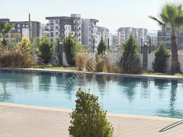 Altıntaşta Donanımlı Sitede, 3 Cepheli Ve Havuz Manzaralı 2+1 — görsel 1
