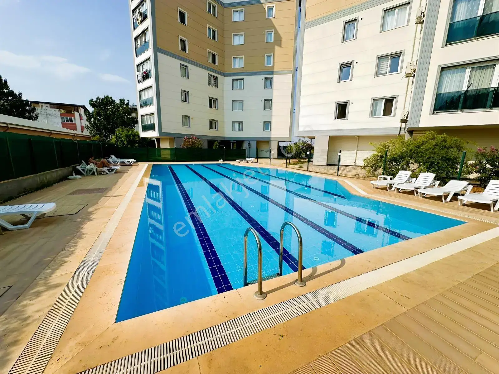 Güzeloba Yuvamkent Sitesinde 1+1 Kiralık Daire — görsel 2