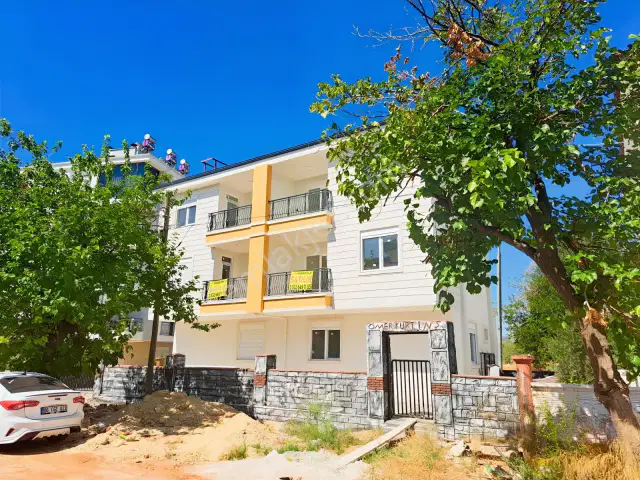 Tramvaya Yürüme Mesafesinde Sıfır 1+1 Kiralık Daire — görsel 3