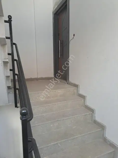 Tramvaya Yürüme Mesafesinde Sıfır 1+1 Kiralık Daire — görsel 8