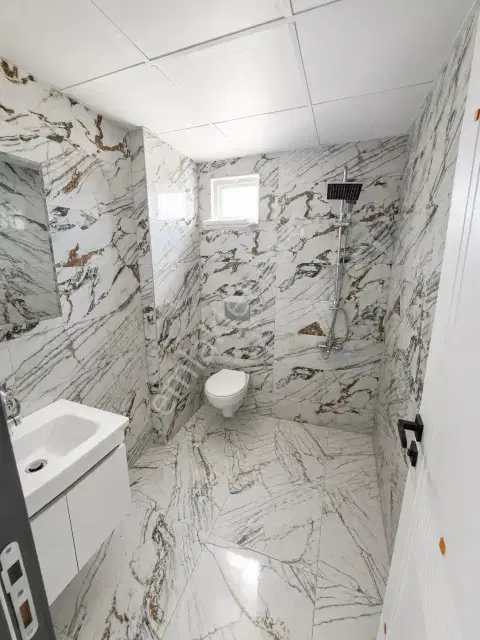 Tramvaya Yürüme Mesafesinde Sıfır 1+1 Kiralık Daire — görsel 10