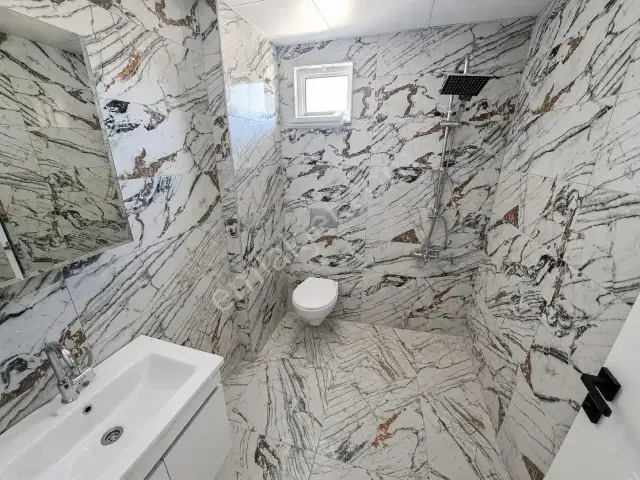 Tramvaya Yürüme Mesafesinde Sıfır 1+1 Kiralık Daire — görsel 12