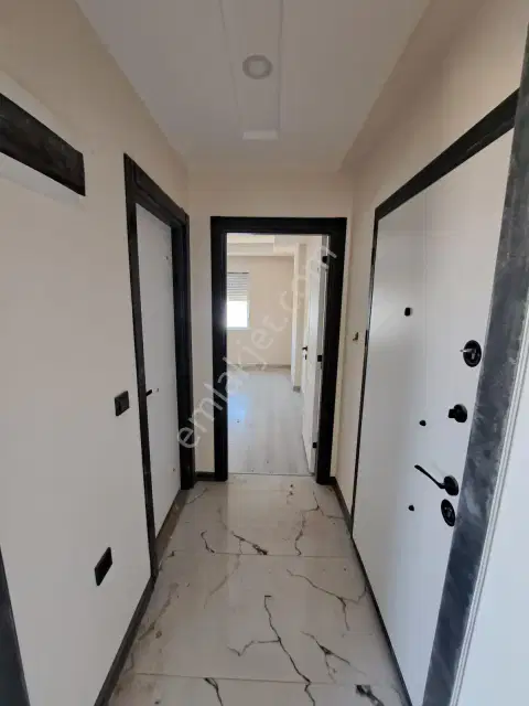 Tramvaya Yürüme Mesafesinde Sıfır 1+1 Kiralık Daire — görsel 17