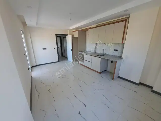 Tramvaya Yürüme Mesafesinde Sıfır 1+1 Kiralık Daire — görsel 20