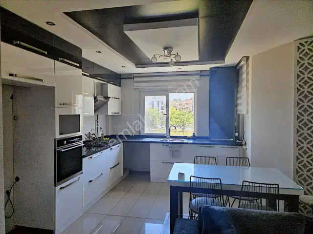 Yalı Caddesinde Site İçi Kiralık 2+1 Daire — görsel 13