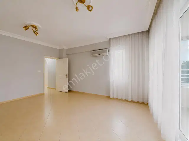 Havuzlu Site İçinde Ayrı Mutfak 2+1 — görsel 6
