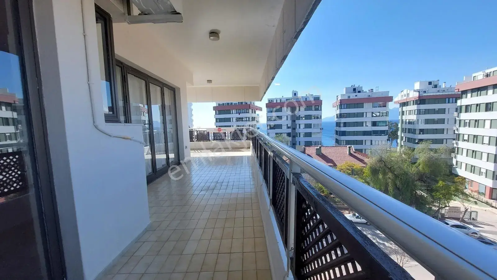 Antalya Evleri Sitesinde;deniz Manzaralı, Doğal Gazlı, Geniş 3+1 — görsel 5