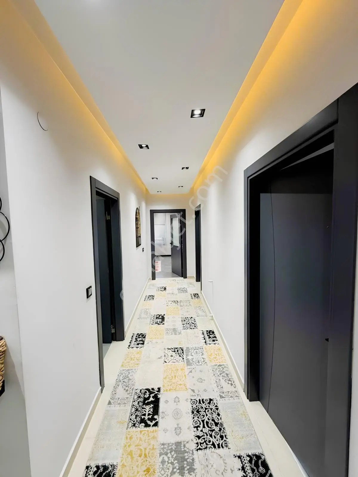 Barınaklarda Denize Yakın Modern Arakat 2+1 Eşyalı Daire — görsel 2