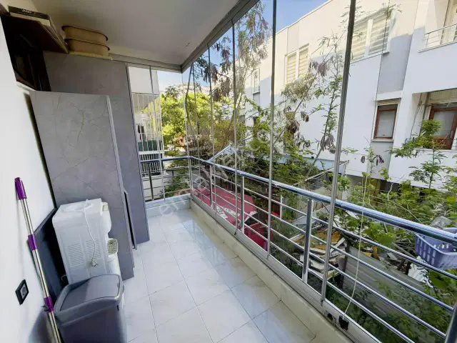Barınaklarda Denize Yakın Modern Arakat 2+1 Eşyalı Daire — görsel 4