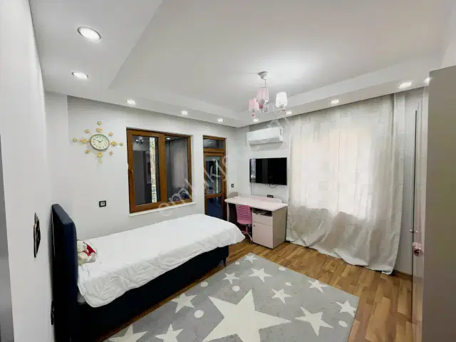 Barınaklarda Denize Yakın Modern Arakat 2+1 Eşyalı Daire — görsel 15