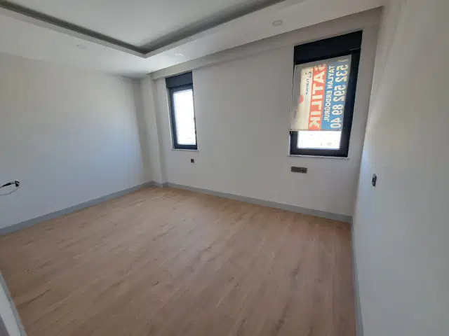 40'lık yolda Viamar Begonvil Sitesi'nde ebeveyn banyolu 2+1, iskânlı — görsel 13